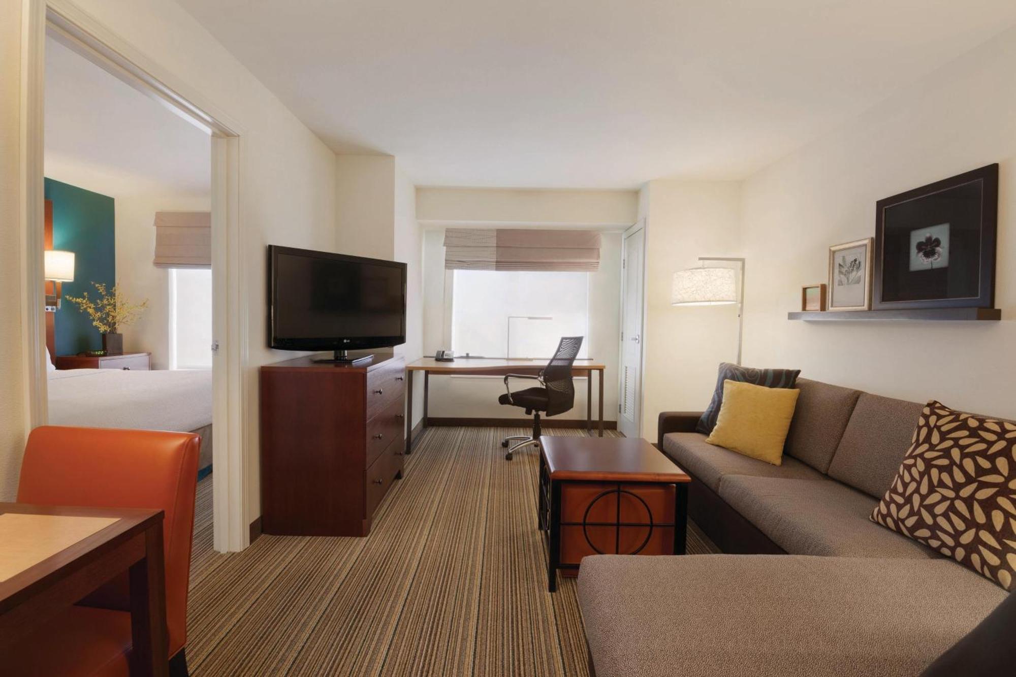 Residence Inn Bismarck North Exteriör bild