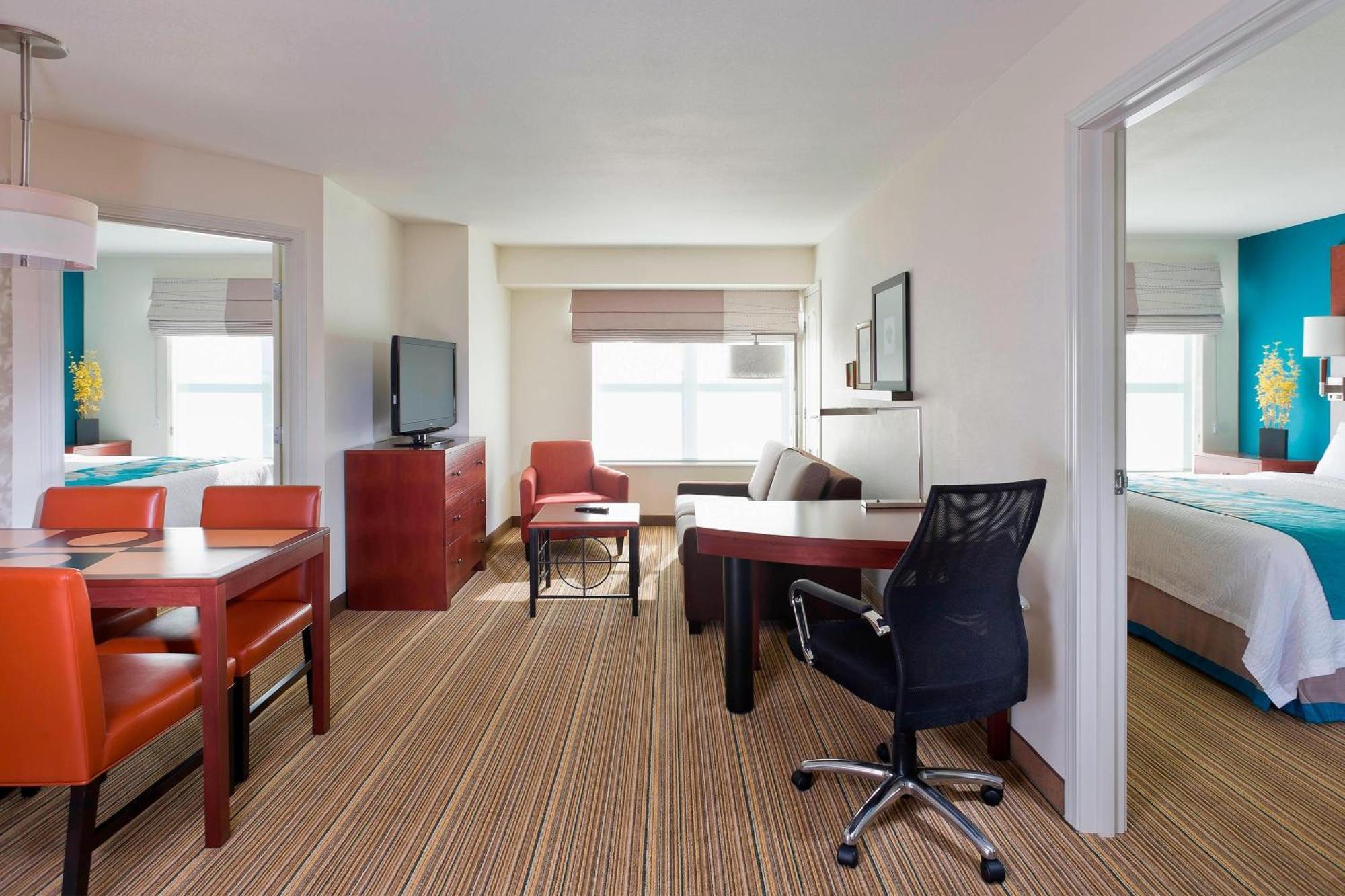 Residence Inn Bismarck North Exteriör bild