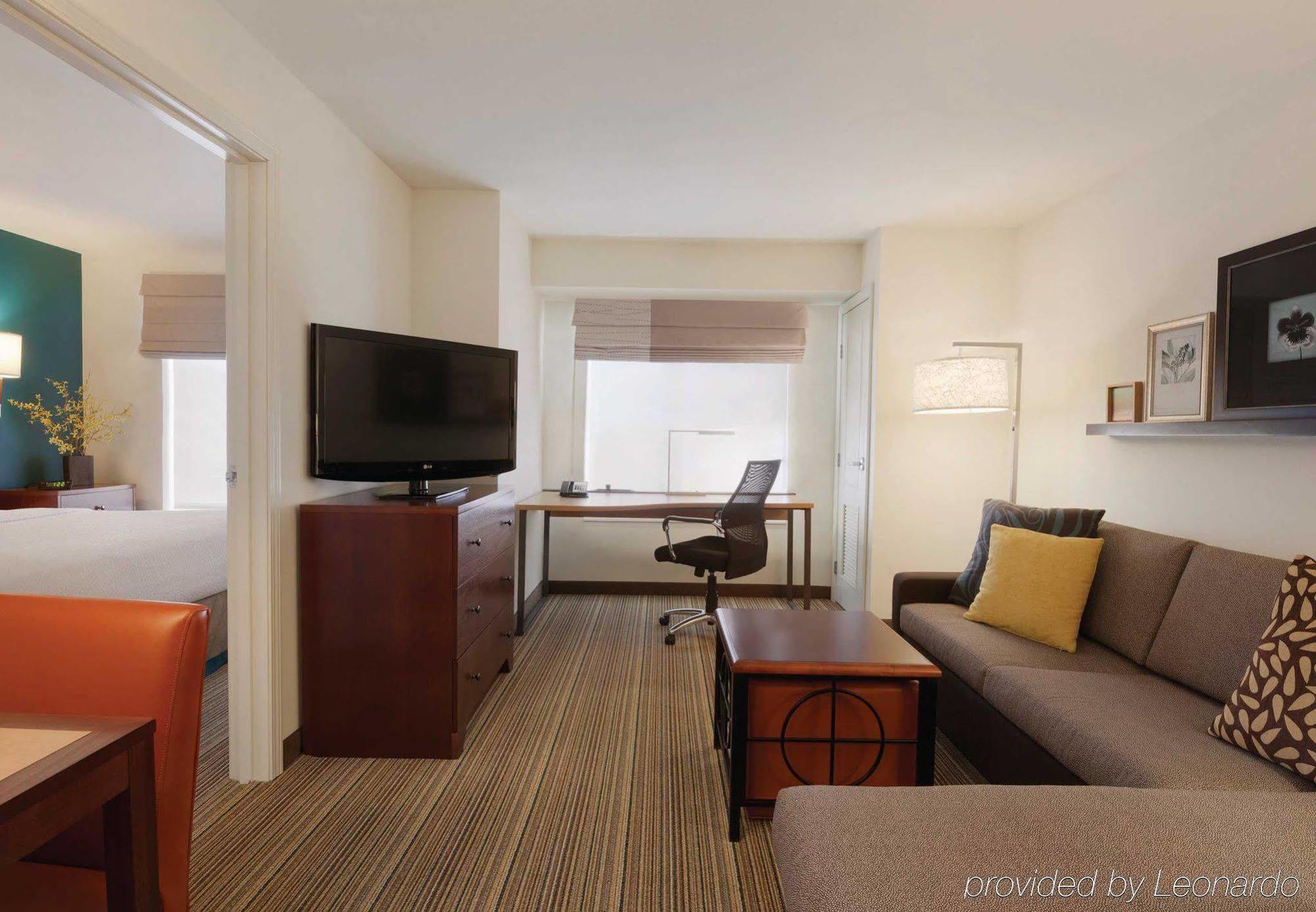 Residence Inn Bismarck North Exteriör bild